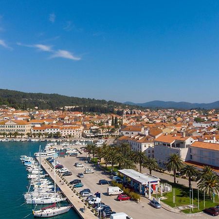 Beautiful Apartment In Vela Luka With Wifi Exteriér fotografie