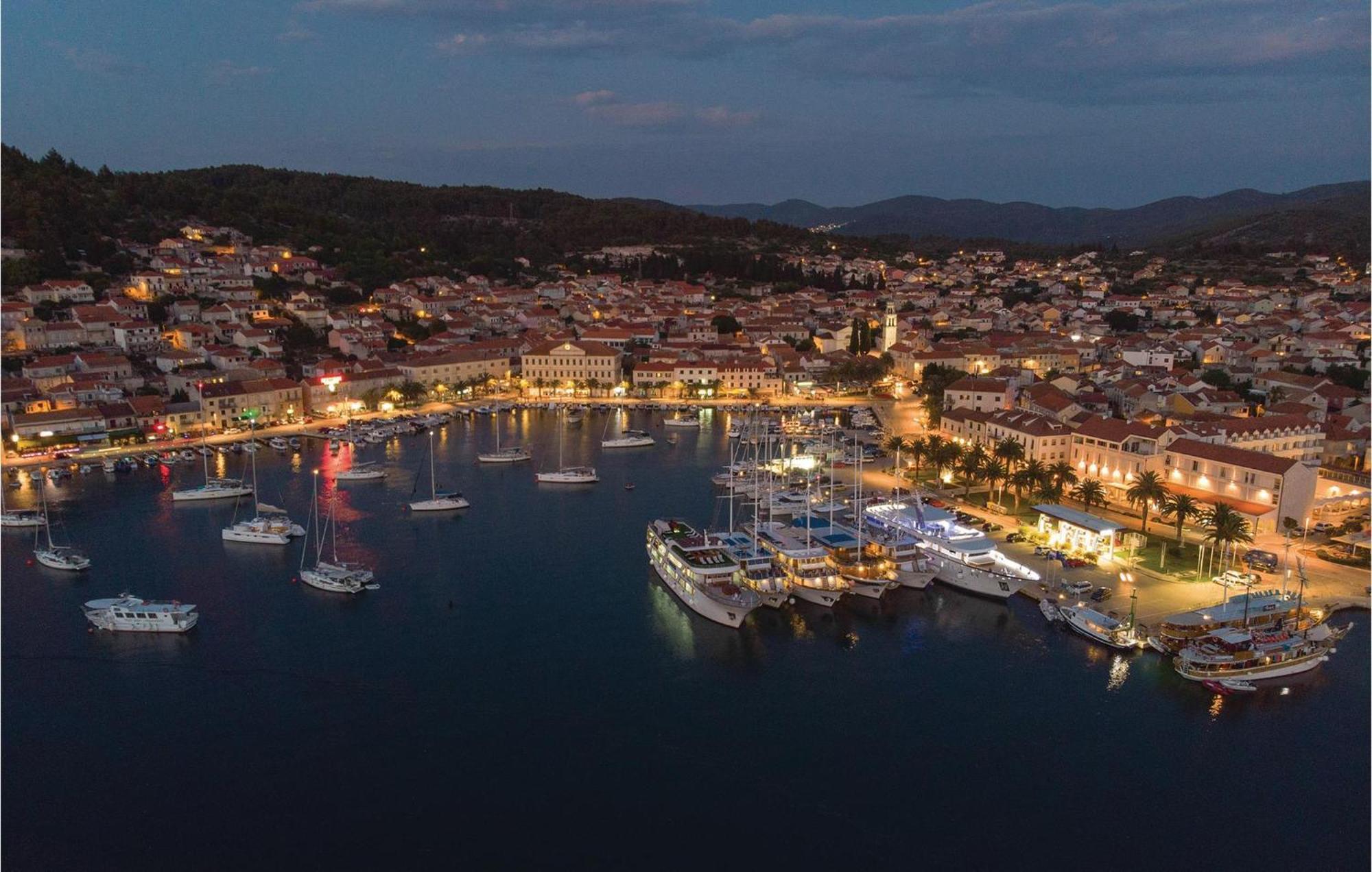 Beautiful Apartment In Vela Luka With Wifi Exteriér fotografie