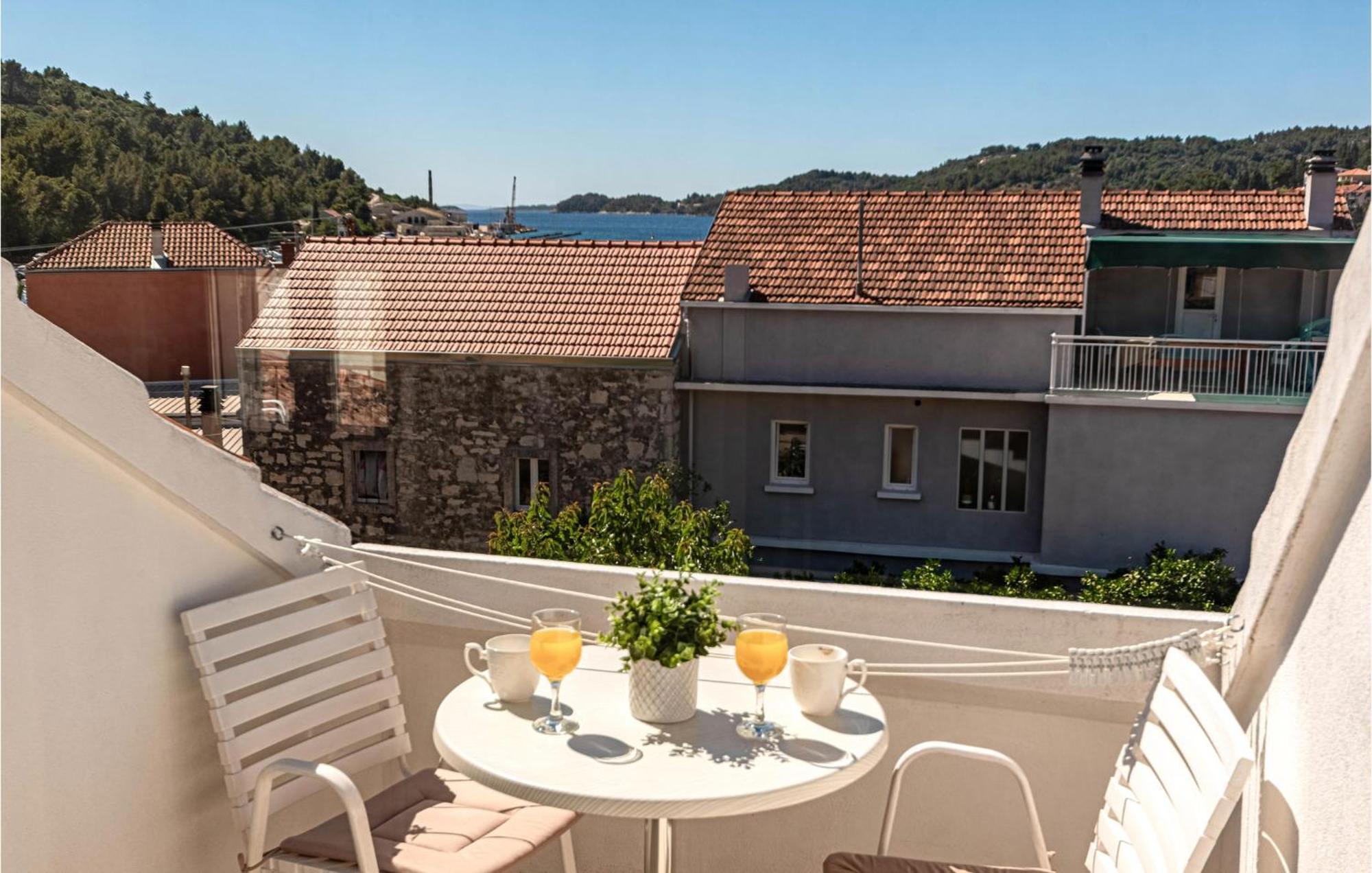Beautiful Apartment In Vela Luka With Wifi Exteriér fotografie