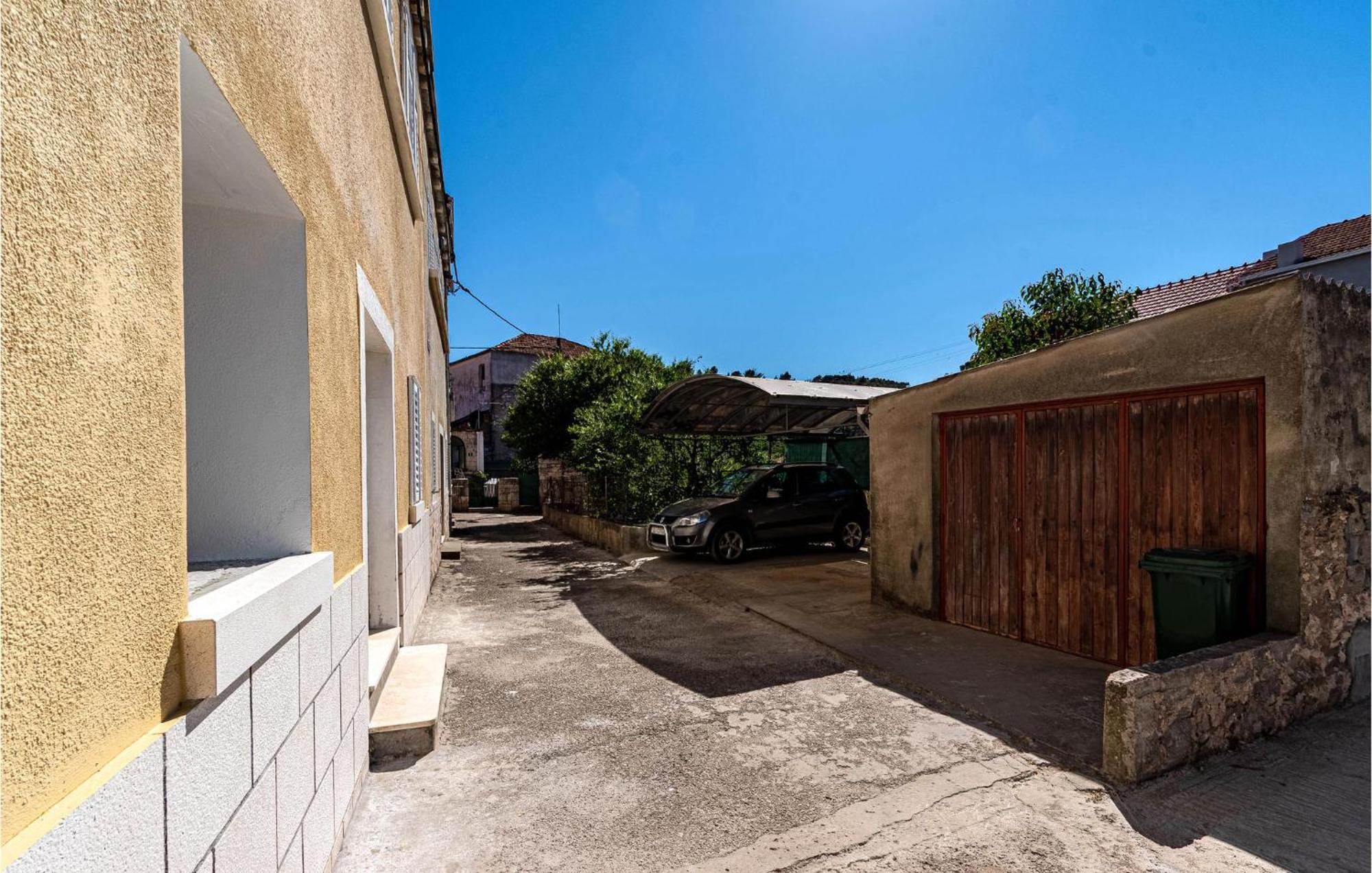 Beautiful Apartment In Vela Luka With Wifi Exteriér fotografie